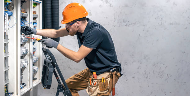 Professional Electrician in Fannett, TX